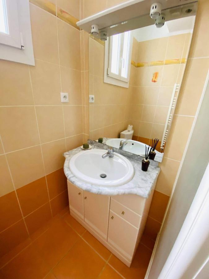 Appartement Centre Du Village Cassis Esterno foto